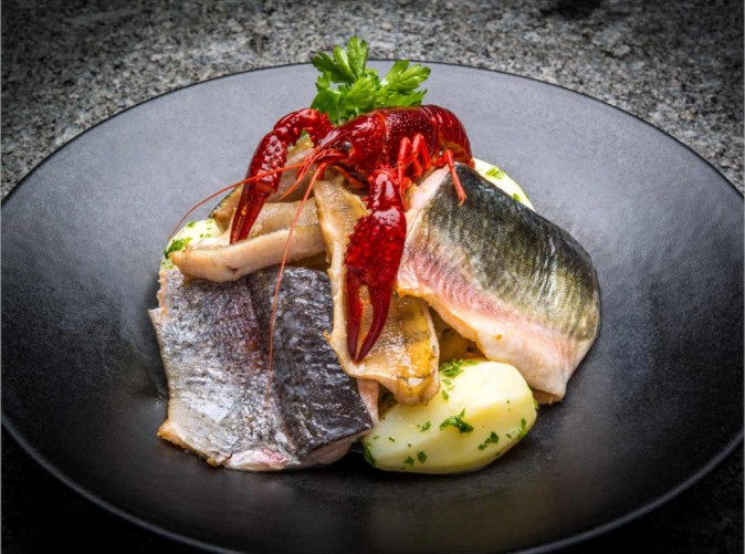 97_Eurotel Montreux - Schoene Aussichten Touristik